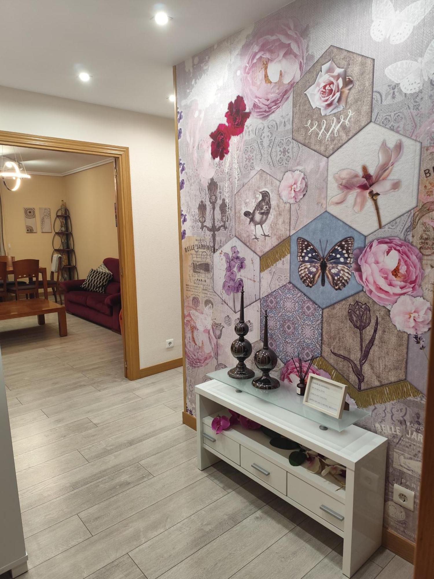 Apartamento De Tres Dormitorios Con Garaje Y Todos Los Servicios Cerca Burgo Exteriör bild